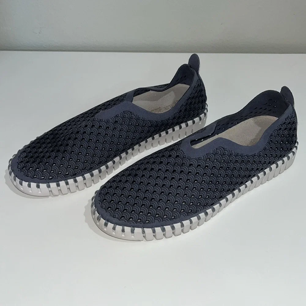 Ilse Jacobsen Tulip Slip On Flats Womens 37 Navy Blue Laser Cut Scallop Comfort